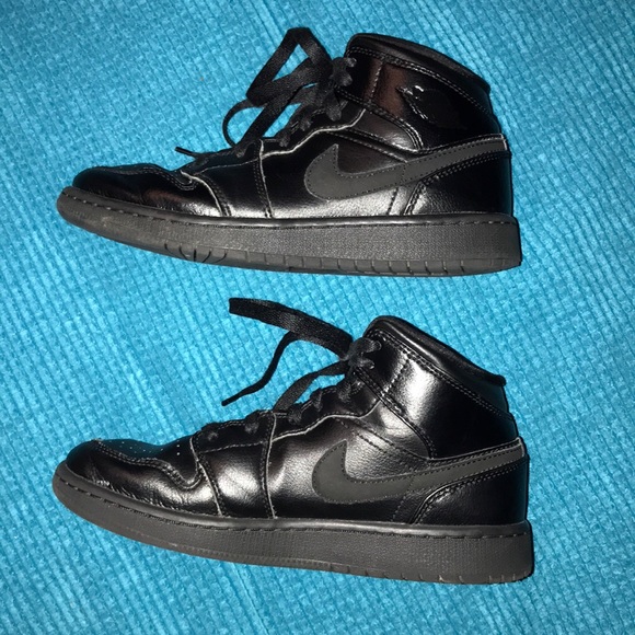 Nike Air Jordan 1 - Picture 8 of 12